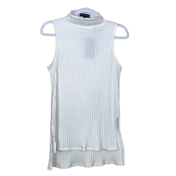 gibsonlook Tops - GIBSONLOOK Off White Ribbed Mock Neck Top NWT Size Medium